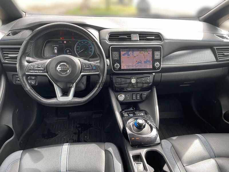 Nissan Leaf 62kWh Tekna  LEDER  NAVI 360°CAM WÄRMEPUMPE