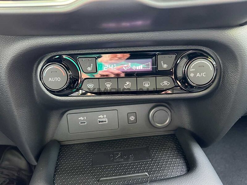 Nissan Juke 1.6 Hybrid N-Connecta  KAMERA SHZG NAVI LED