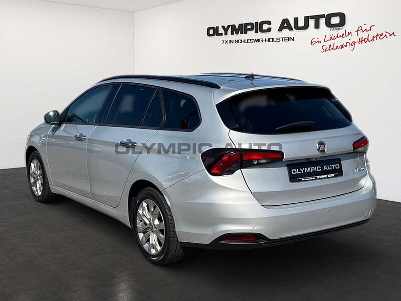 Fiat Tipo Kombi 1.6 Lounge  XENON NAVI KAMERA PDC DAB